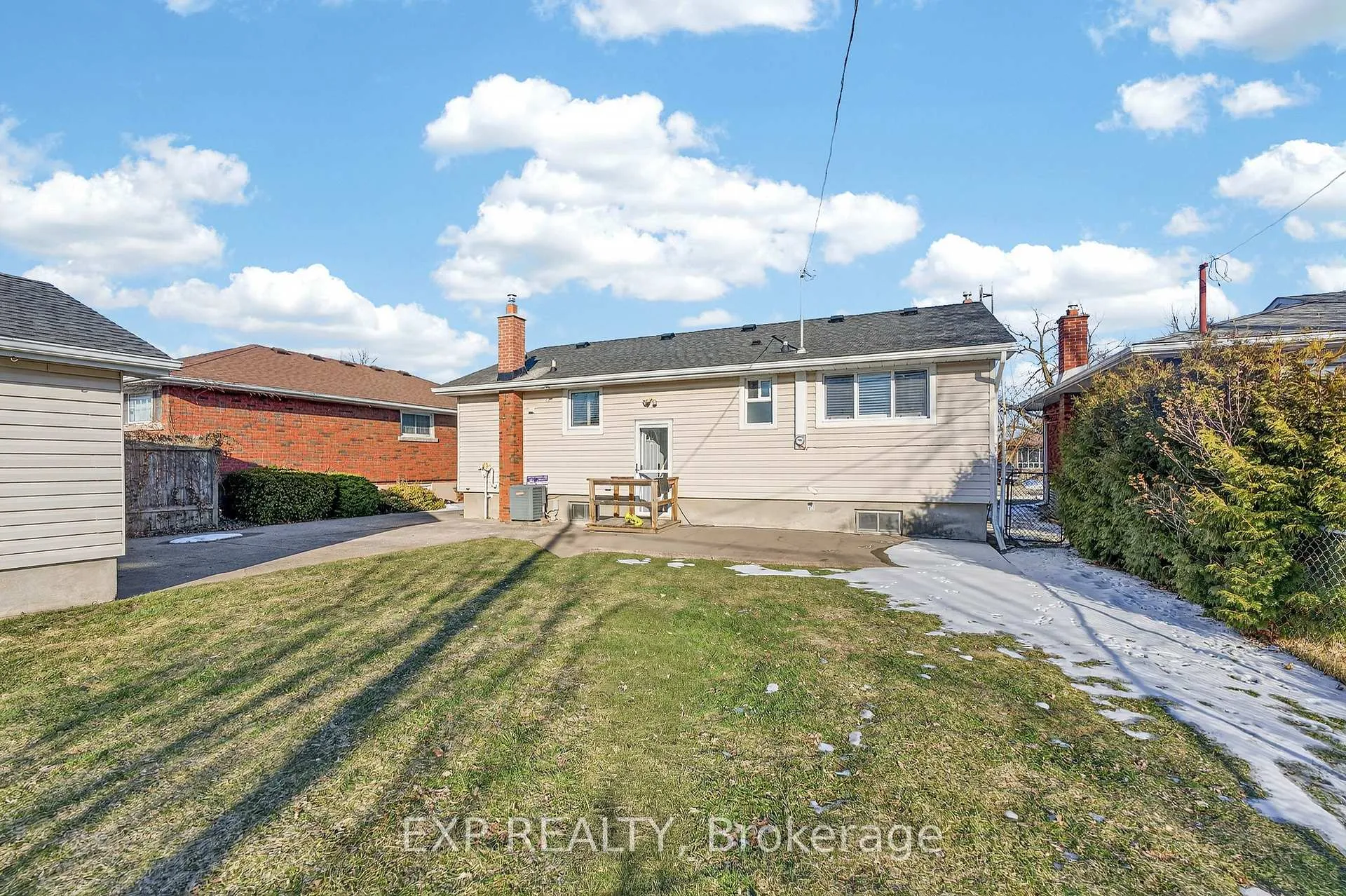 Photo 36 of 55 Parkdale Drive, Thorold, Thorold Downtown — HOMEH