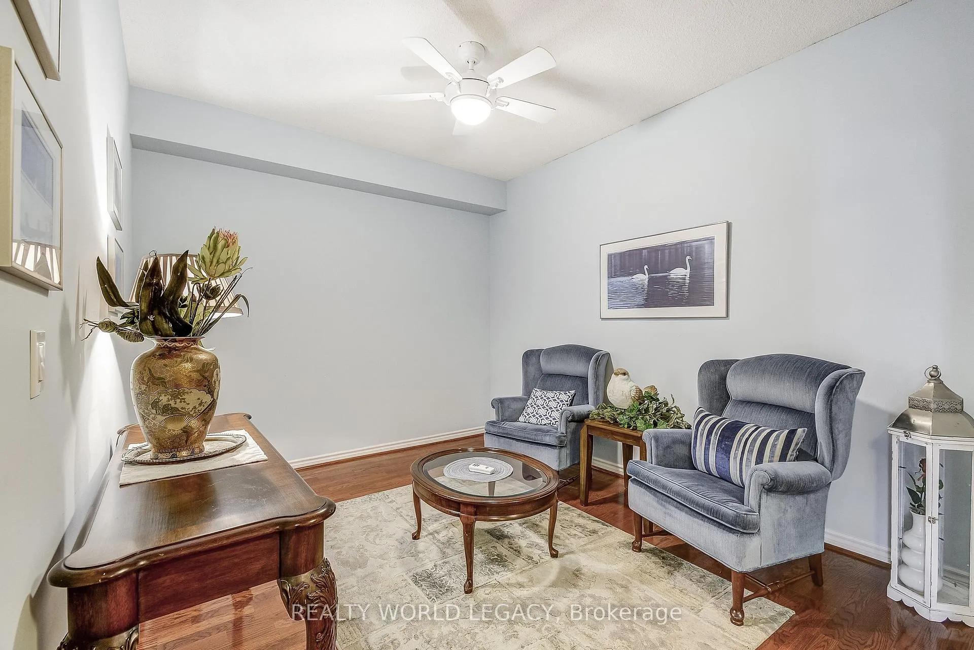Photo 4 of Unit 2509, 100 Burloak Drive, Burlington, Appleby — HOMEH