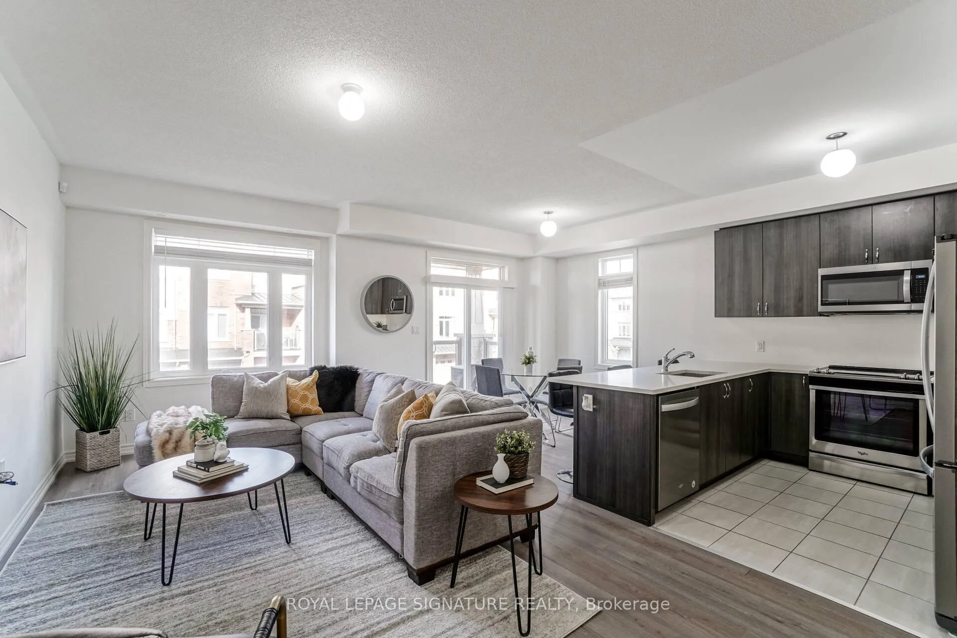 Photo 7 of Unit 24, 2466 Mayapple Crossing Drive, Pickering, Duffin Heights — HOMEH