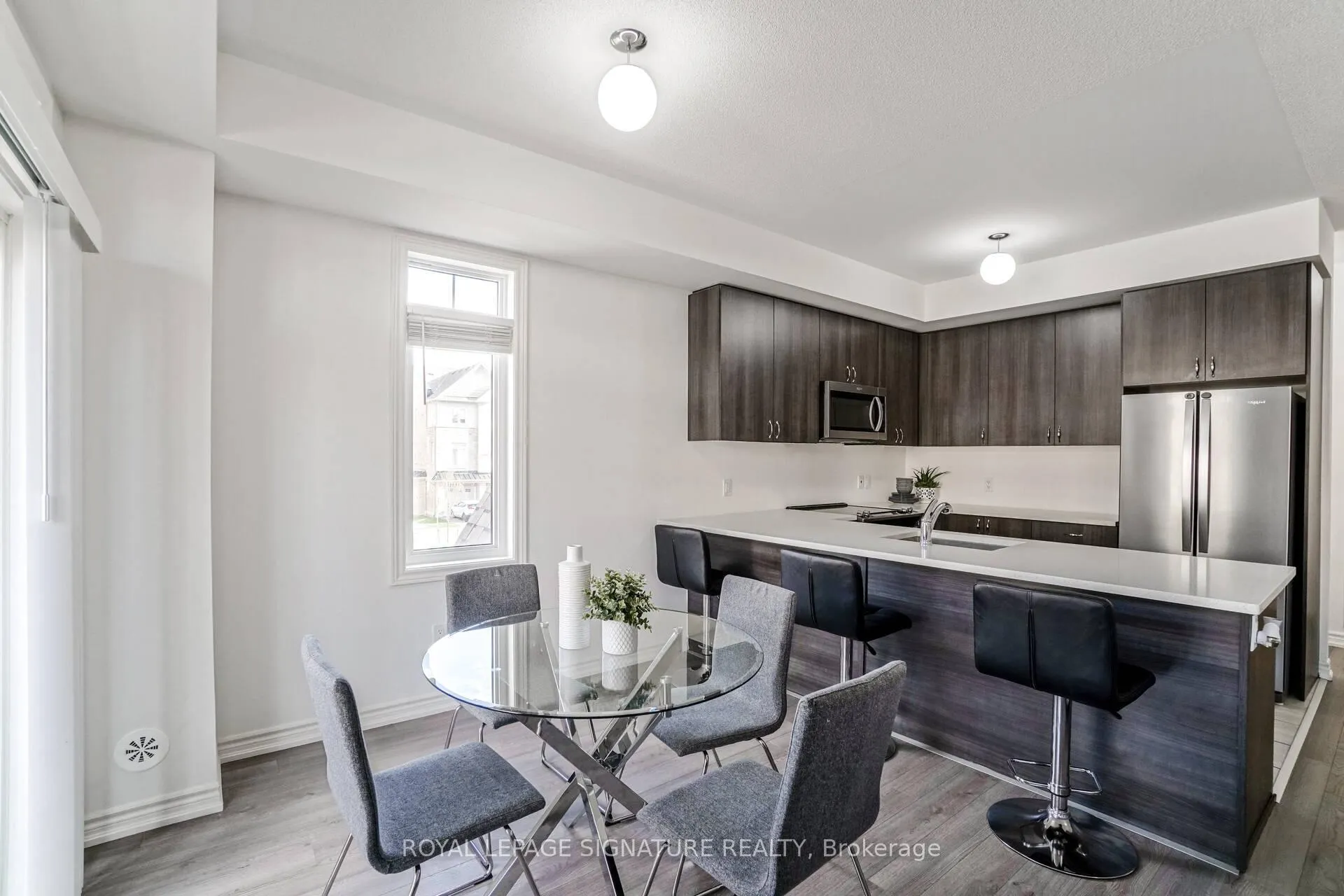 Photo 11 of Unit 24, 2466 Mayapple Crossing Drive, Pickering, Duffin Heights — HOMEH