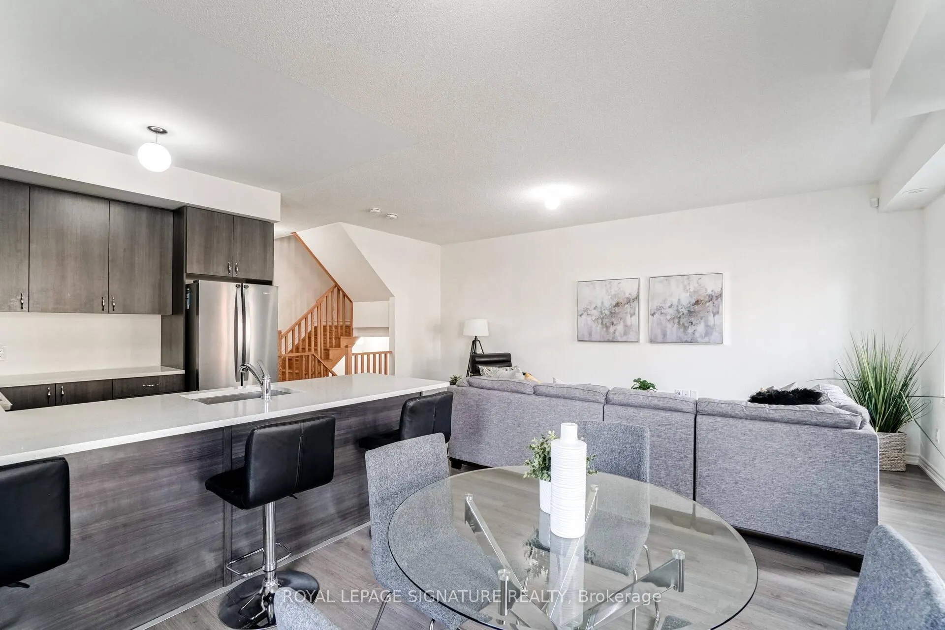 Photo 13 of Unit 24, 2466 Mayapple Crossing Drive, Pickering, Duffin Heights — HOMEH