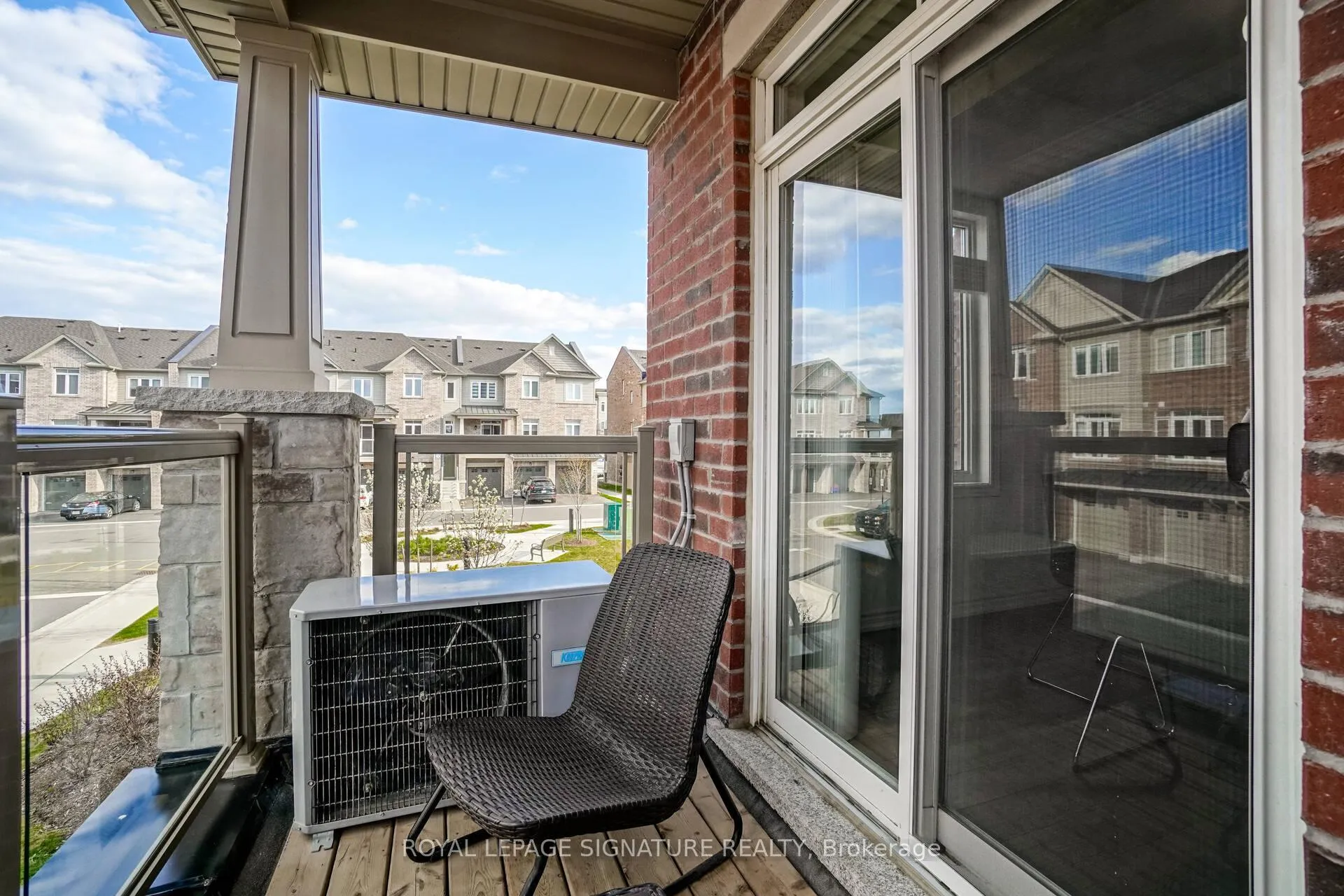 Photo 14 of Unit 24, 2466 Mayapple Crossing Drive, Pickering, Duffin Heights — HOMEH