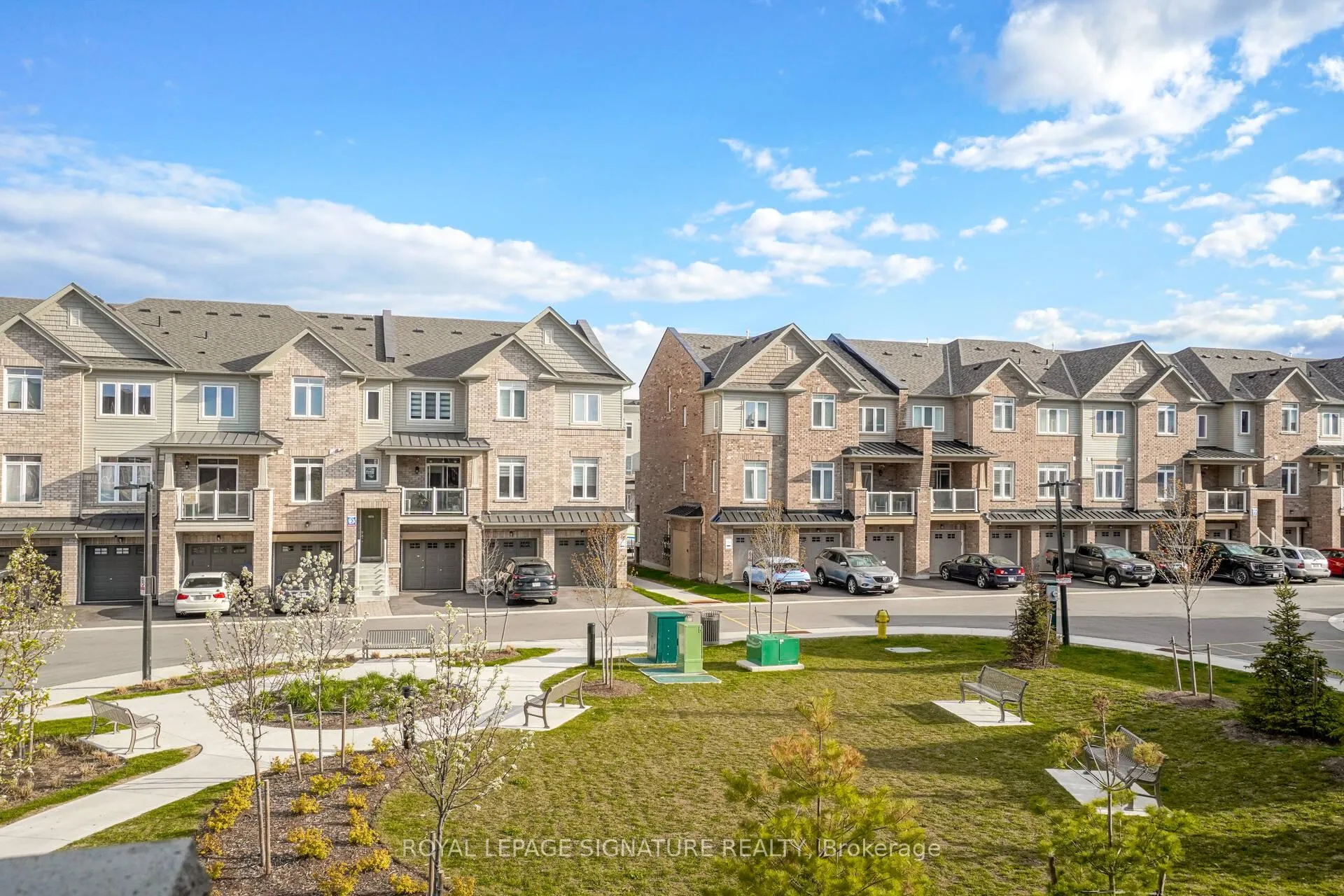 Photo 15 of Unit 24, 2466 Mayapple Crossing Drive, Pickering, Duffin Heights — HOMEH