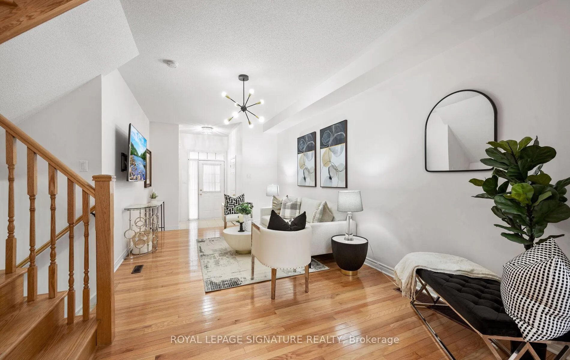Photo 11 of 364 Hobbs Crescent, Milton, Clarke — HOMEH
