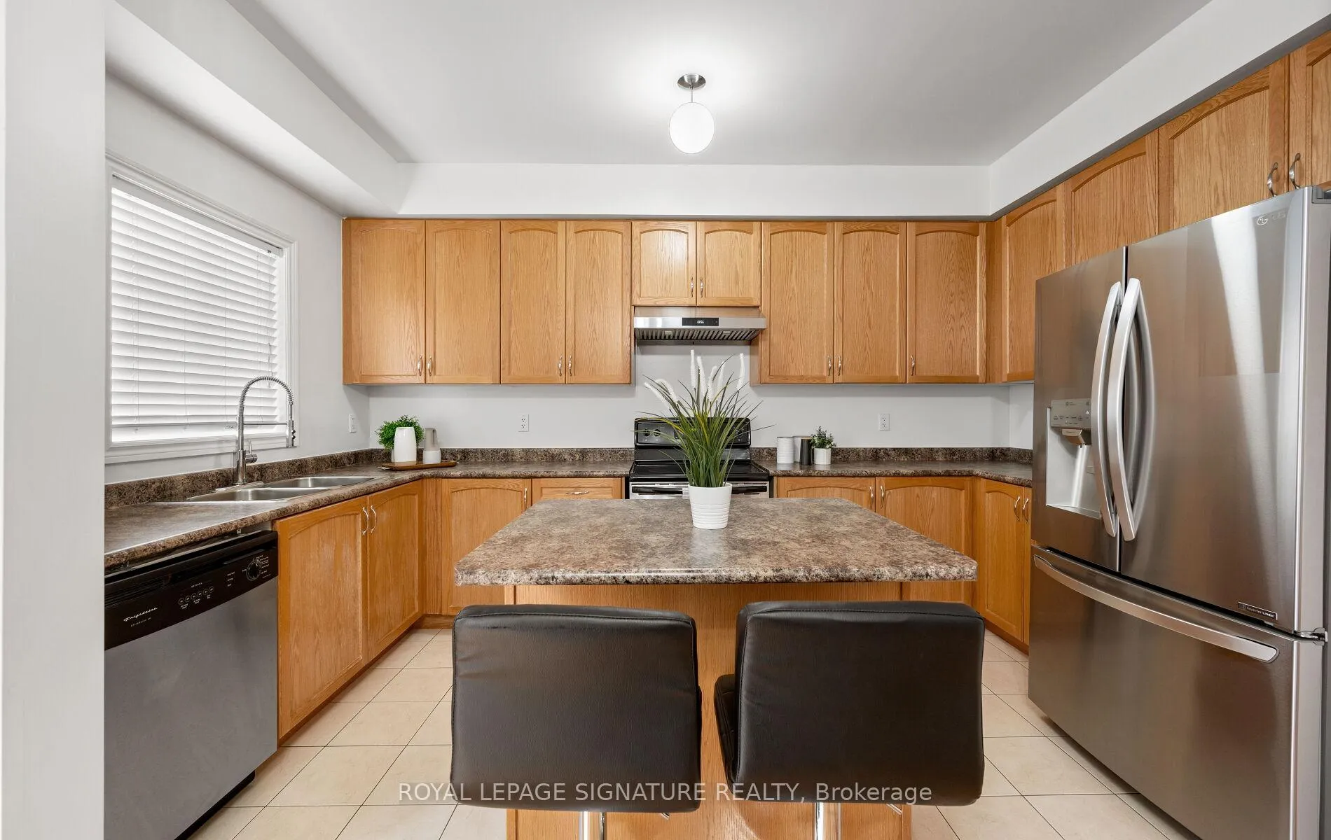Photo 17 of 364 Hobbs Crescent, Milton, Clarke — HOMEH