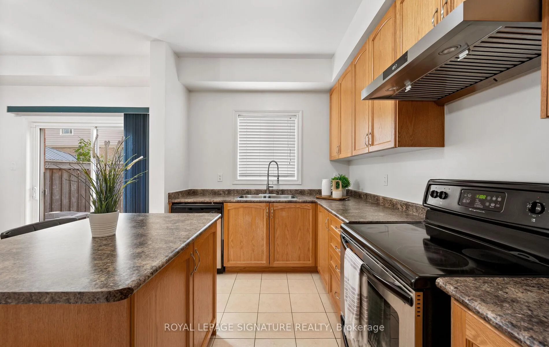 Photo 20 of 364 Hobbs Crescent, Milton, Clarke — HOMEH
