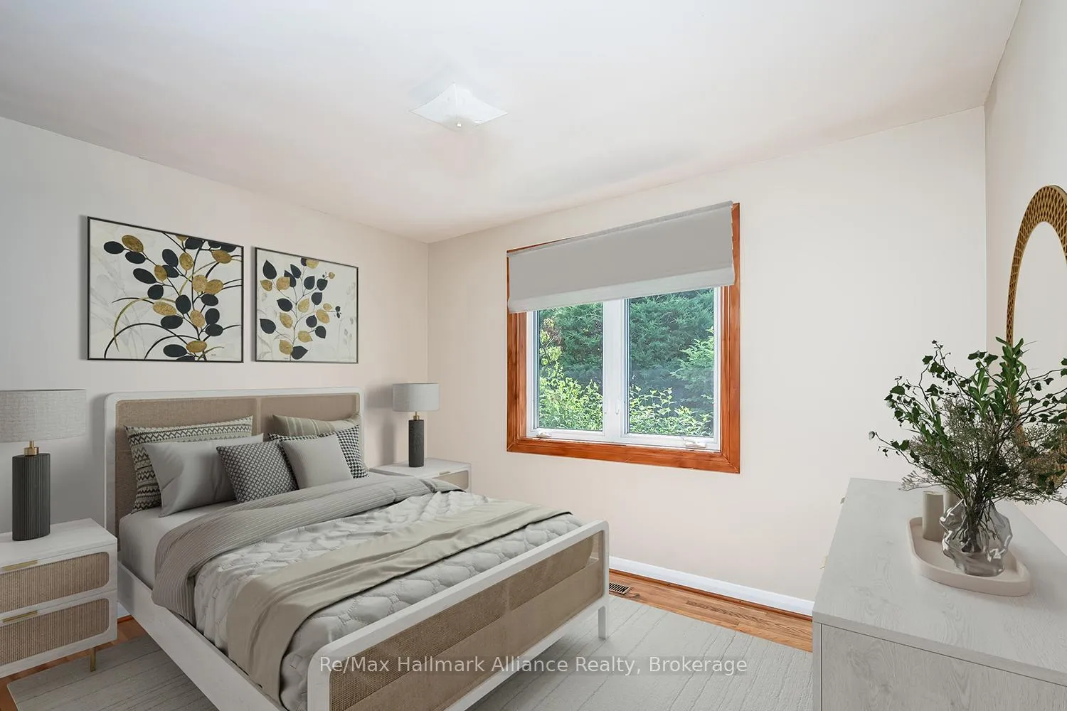 Photo 20 of 543 Pinegrove Road, Oakville, West — HOMEH