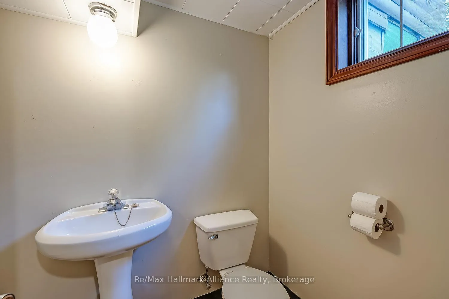 Photo 26 of 543 Pinegrove Road, Oakville, West — HOMEH