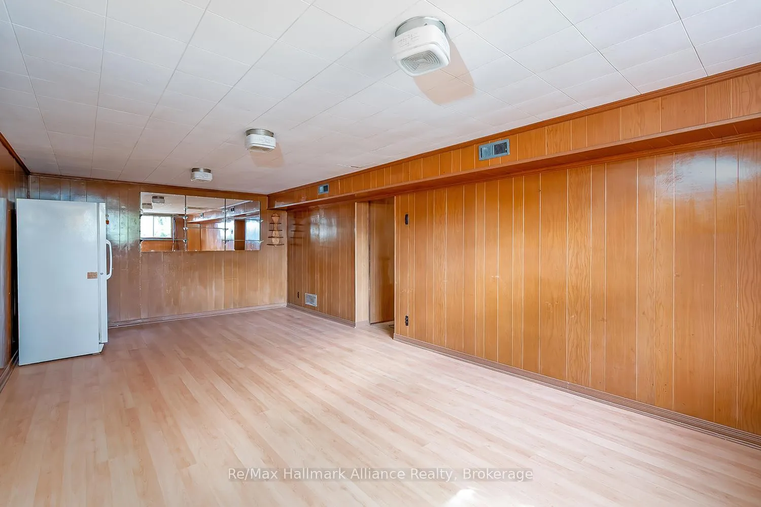 Photo 28 of 543 Pinegrove Road, Oakville, West — HOMEH