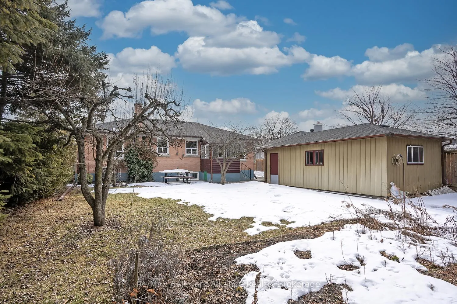 Photo 34 of 543 Pinegrove Road, Oakville, West — HOMEH