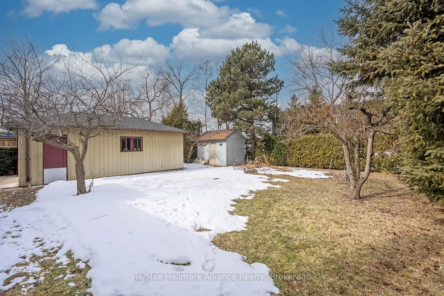 Photo 35 of 543 Pinegrove Road, Oakville, West — HOMEH