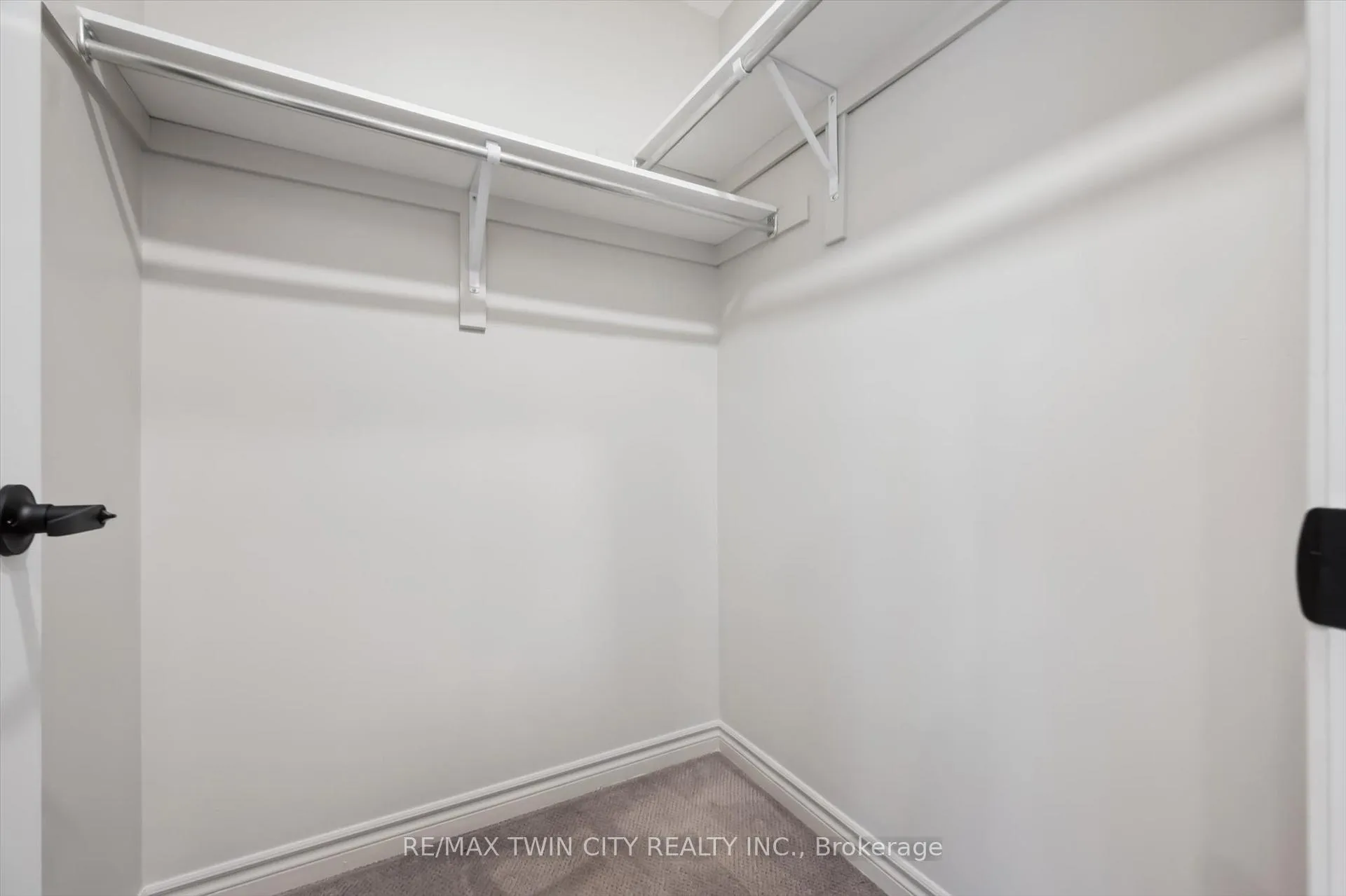 Photo 15 of 108 Hawkins Drive, Guelph, Pineridge/Westminster Woods — HOMEH