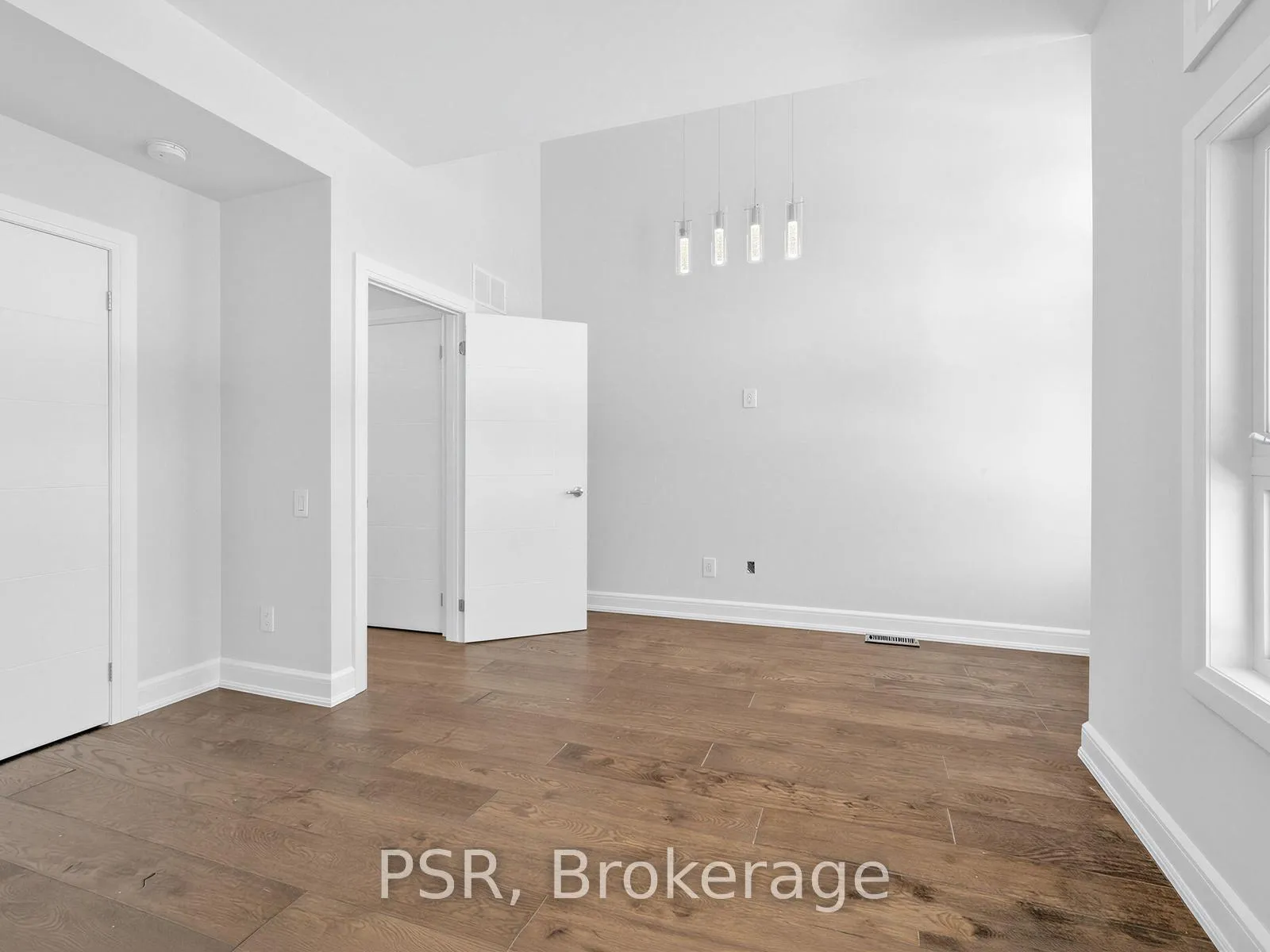 Photo 21 of 520 McRoberts Avenue, Toronto, Caledonia-Fairbank — HOMEH
