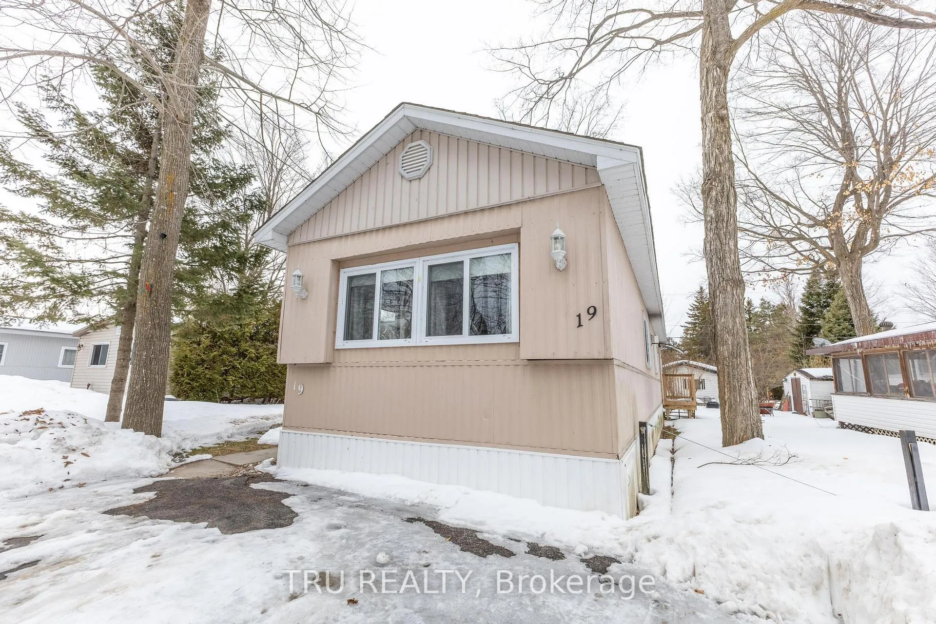 Photo 28 of 19 Maplewood Avenue, Beckwith, Beckwith Twp — HOMEH