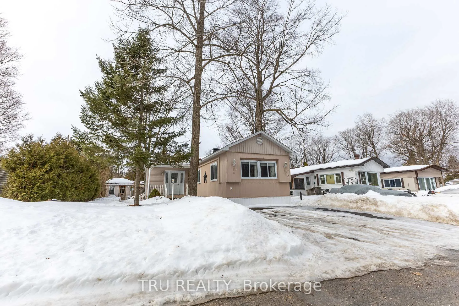Photo 30 of 19 Maplewood Avenue, Beckwith, Beckwith Twp — HOMEH