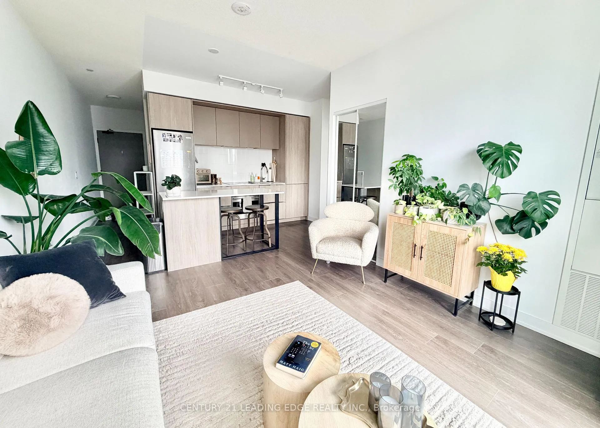 Photo 6 of Unit 1405, 130 River Street, Toronto, Regent Park — HOMEH