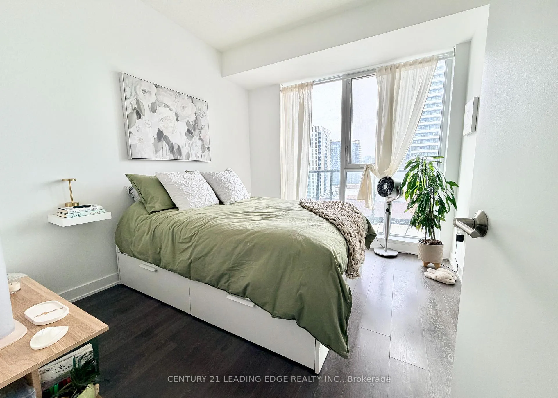 Photo 19 of Unit 1405, 130 River Street, Toronto, Regent Park — HOMEH