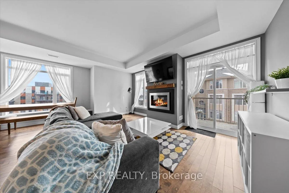 Photo 4 of 19 Earlton Private, Ottawa, Kanata - Kanata Lakes/Heritage Hills — HOMEH