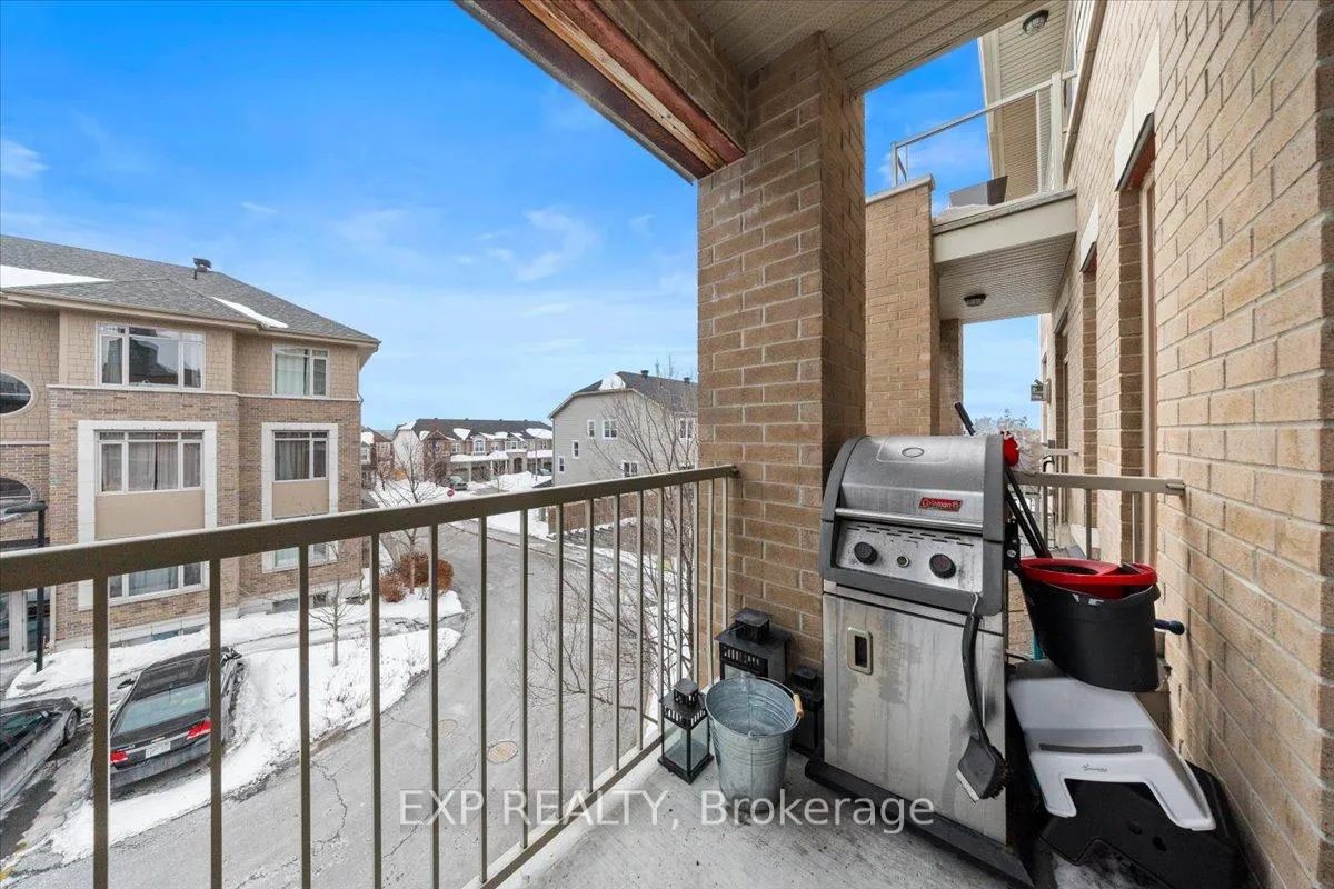 Photo 16 of 19 Earlton Private, Ottawa, Kanata - Kanata Lakes/Heritage Hills — HOMEH
