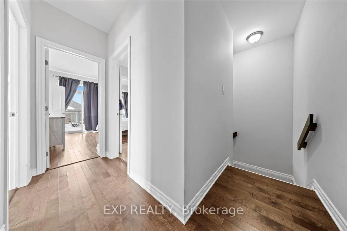 Photo 20 of 19 Earlton Private, Ottawa, Kanata - Kanata Lakes/Heritage Hills — HOMEH