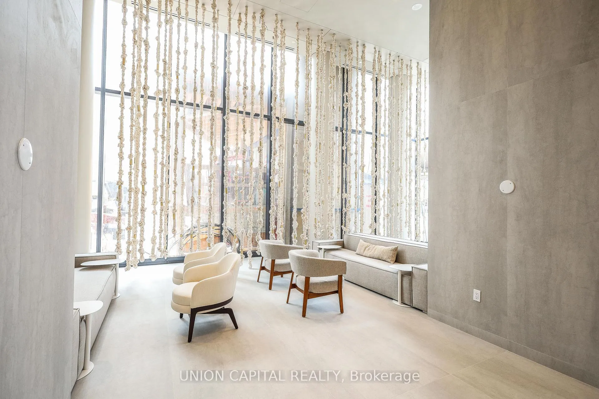 Photo 3 of Unit 2711, 55 Cooper Street, Toronto, Waterfront Communities — HOMEH