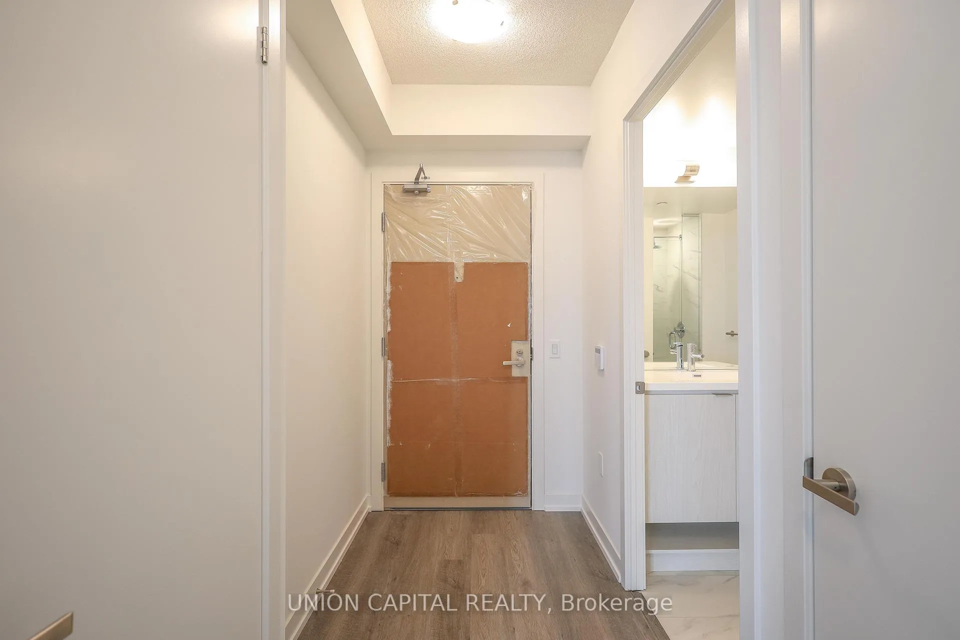 Photo 6 of Unit 2711, 55 Cooper Street, Toronto, Waterfront Communities — HOMEH