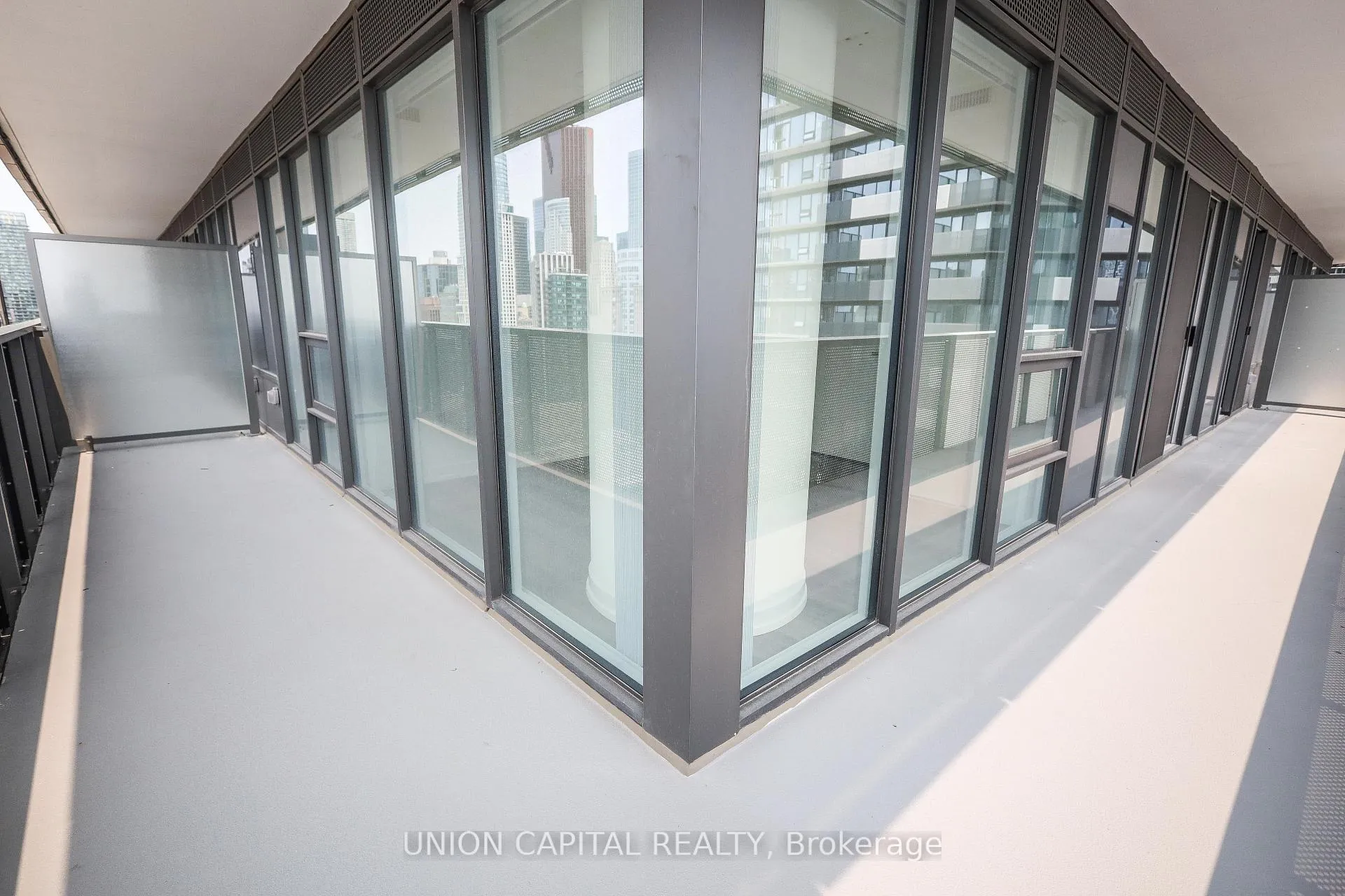 Photo 34 of Unit 2711, 55 Cooper Street, Toronto, Waterfront Communities — HOMEH