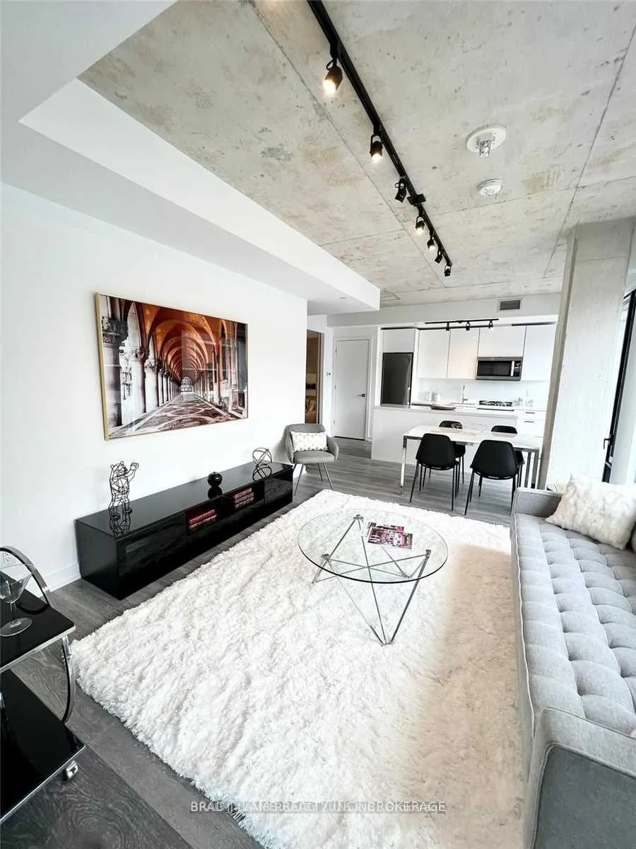 Photo 3 of Unit 813, 55 Ontario Street, Toronto, Moss Park — HOMEH