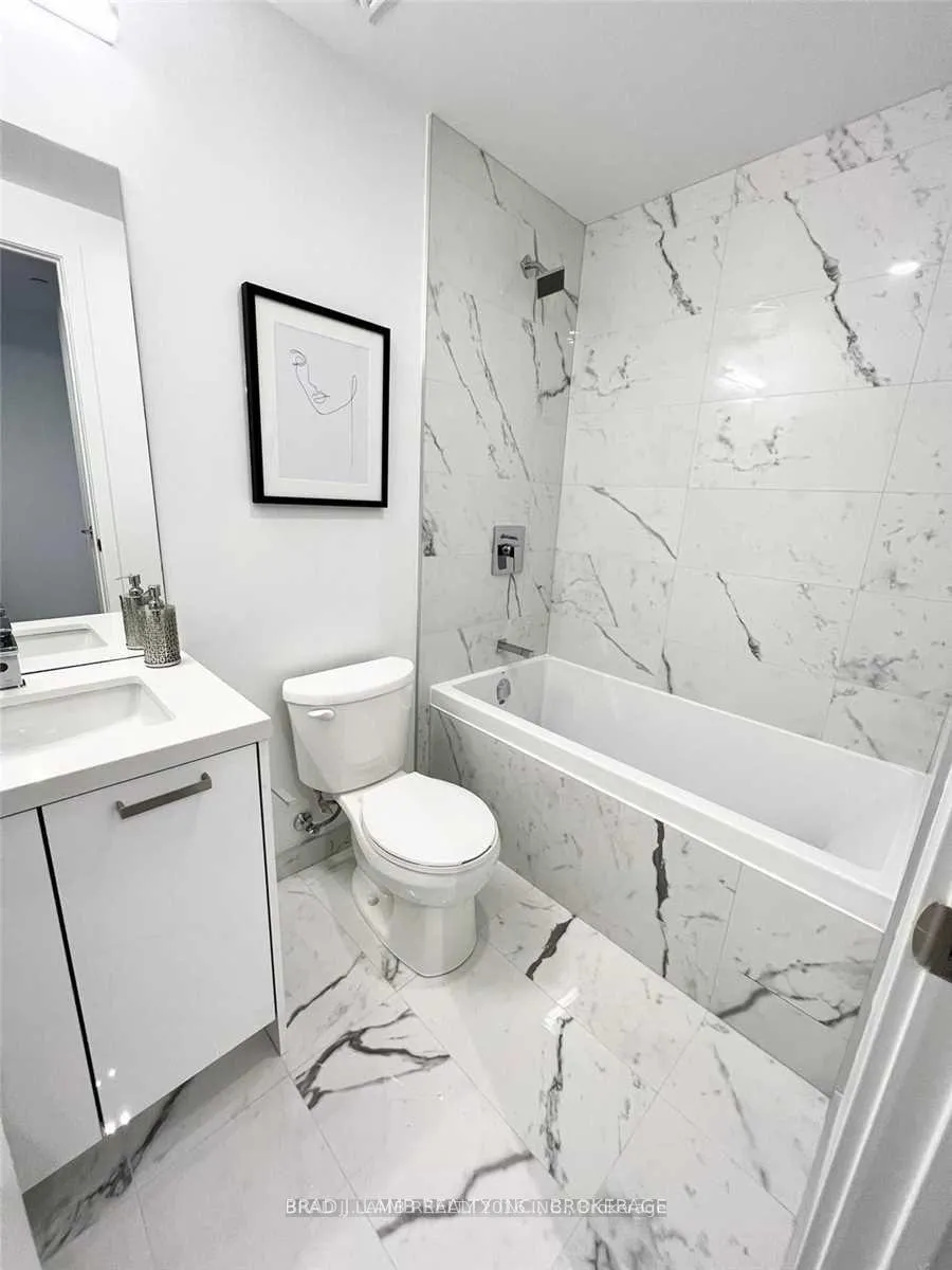 Photo 6 of Unit 813, 55 Ontario Street, Toronto, Moss Park — HOMEH