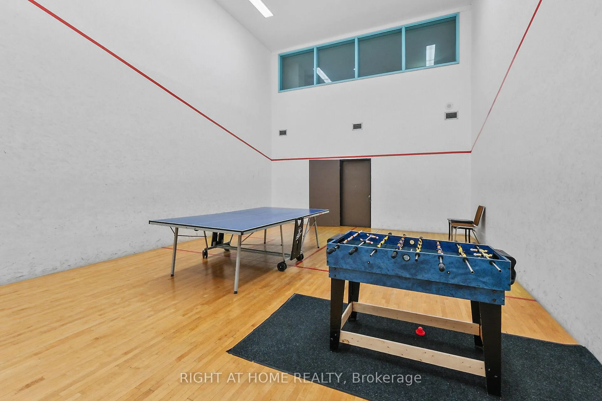 Photo 26 of Unit 808, 2759 Carousel Crescent, Ottawa, Emerald Woods/Sawmill Creek — HOMEH