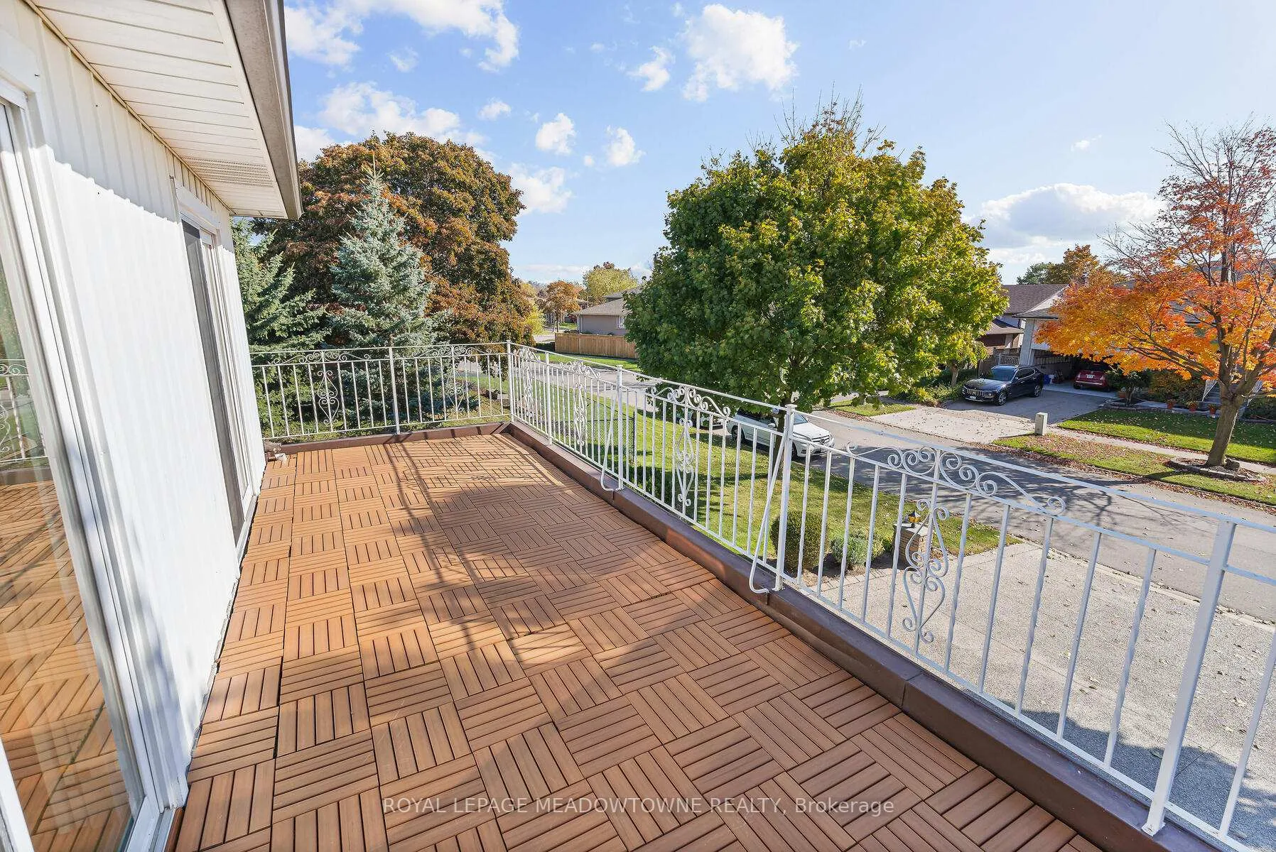 Photo 24 of 305 Ulric Crescent, Oakville, West — HOMEH