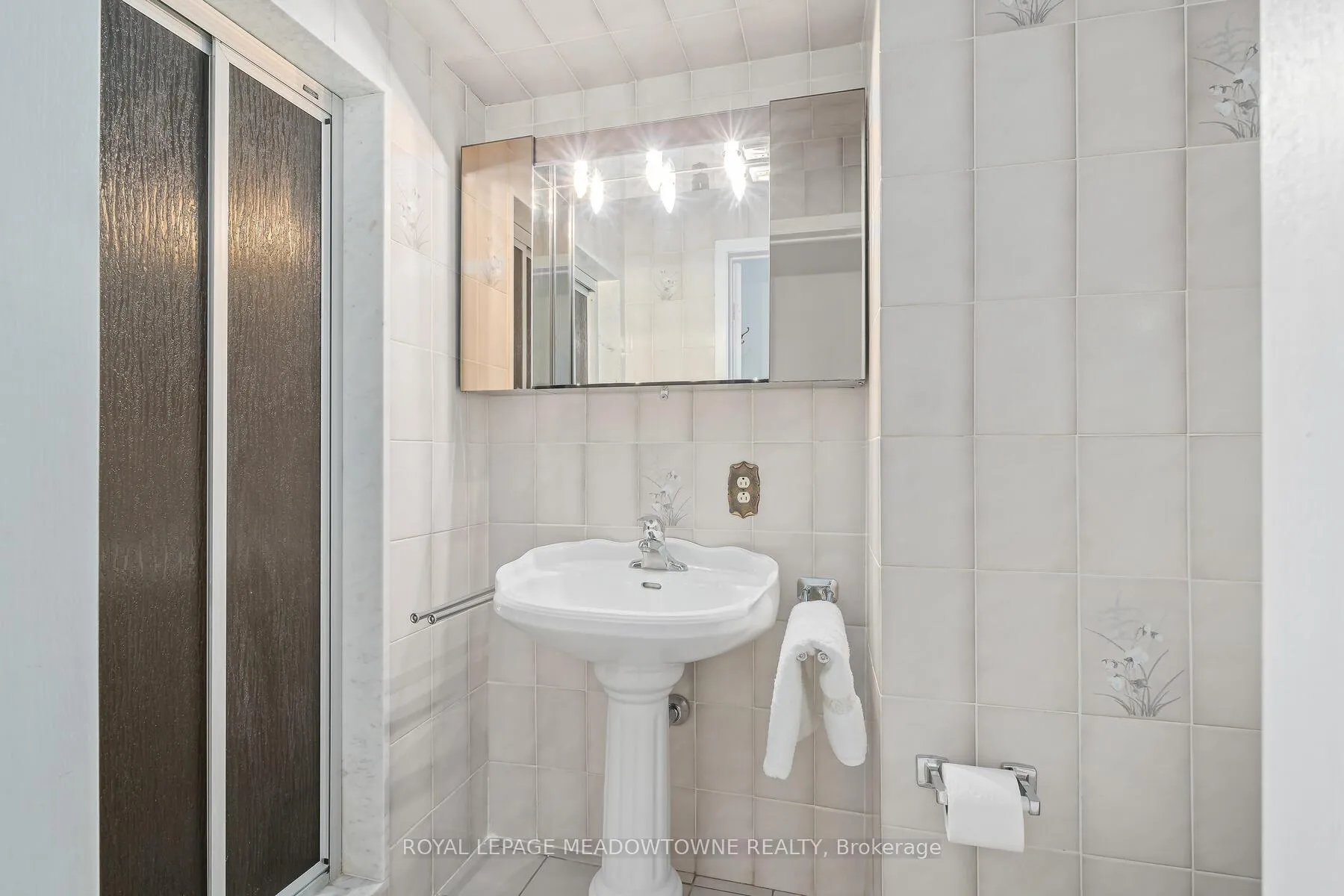 Photo 26 of 305 Ulric Crescent, Oakville, West — HOMEH