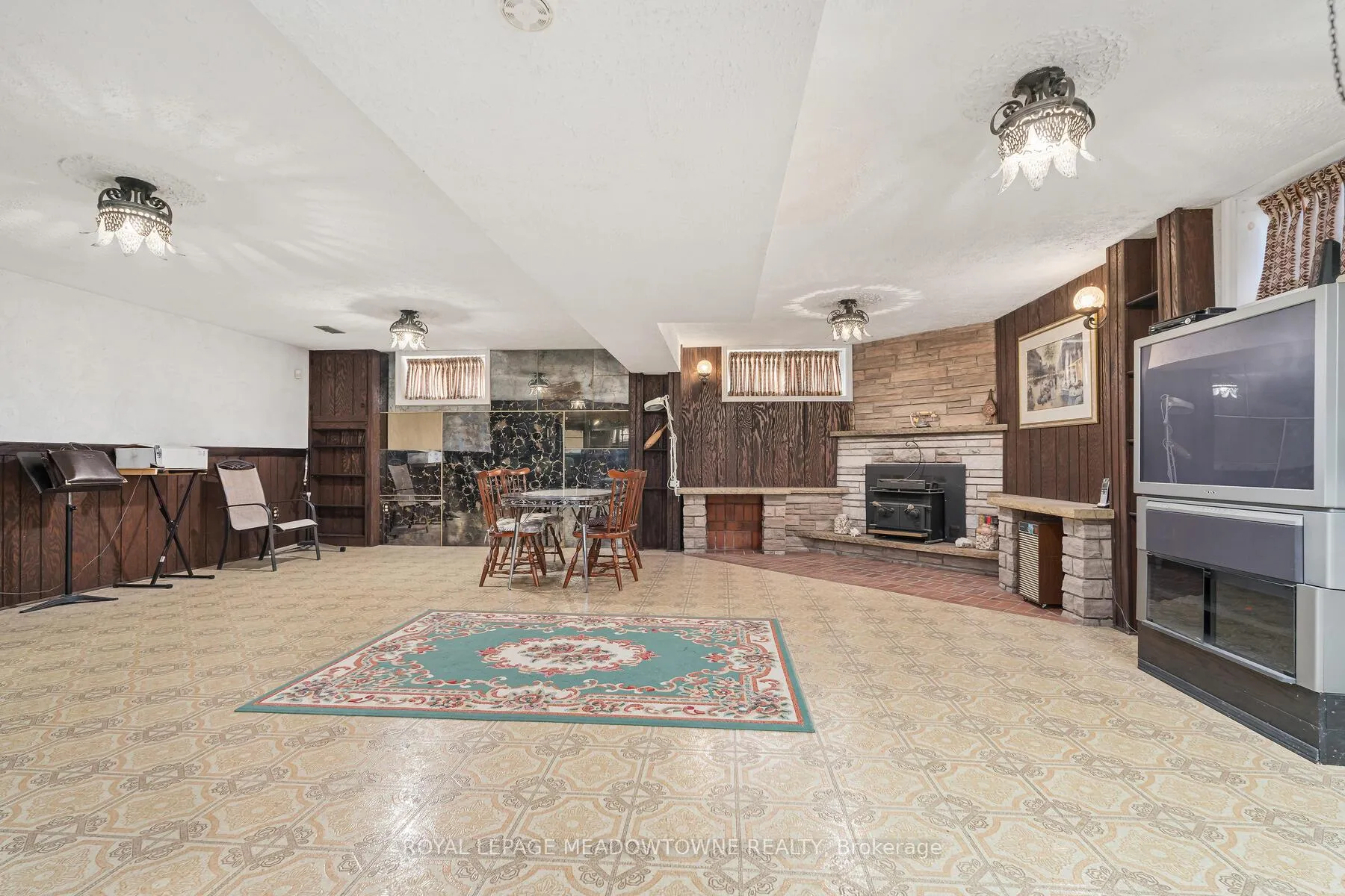 Photo 27 of 305 Ulric Crescent, Oakville, West — HOMEH