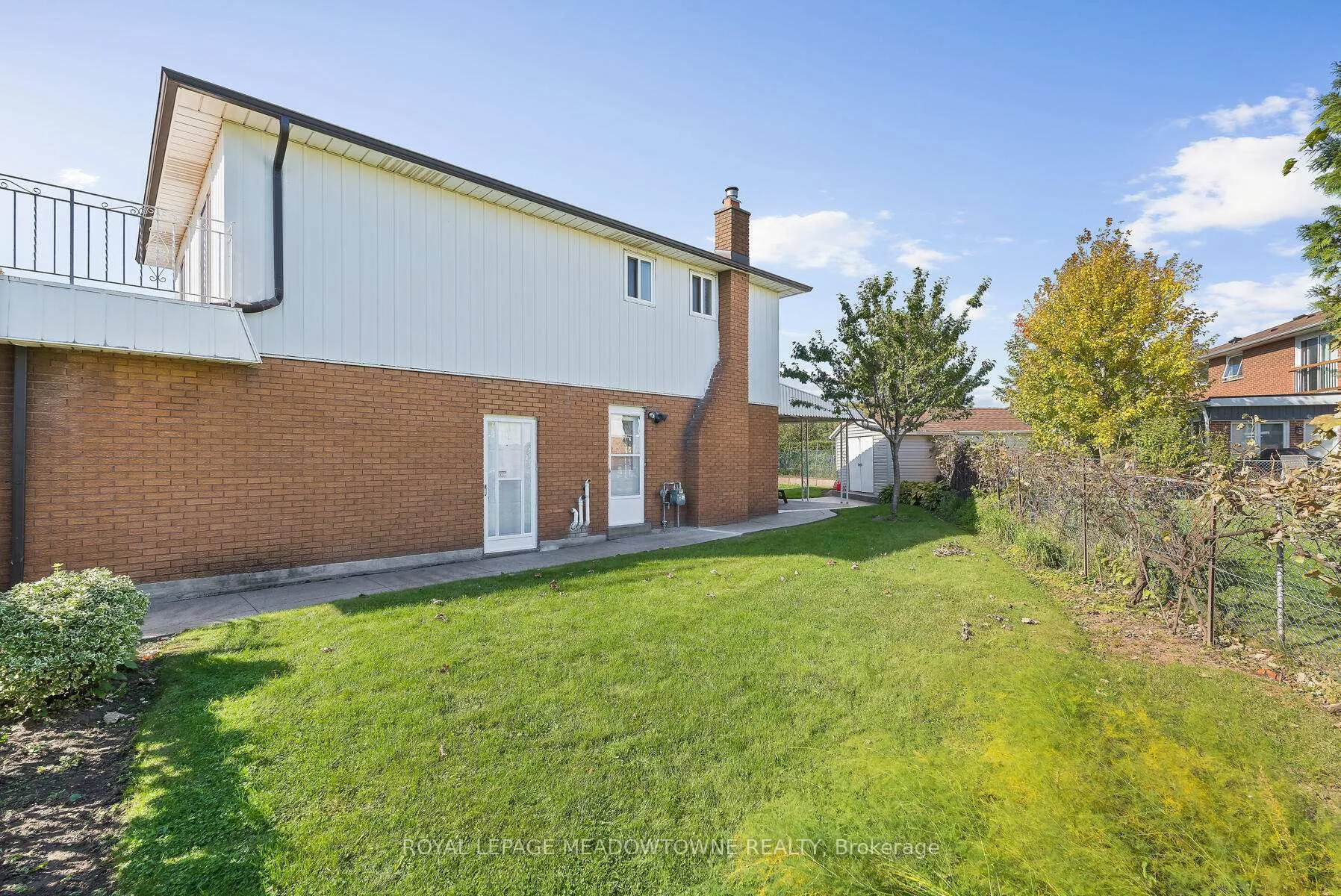 Photo 30 of 305 Ulric Crescent, Oakville, West — HOMEH