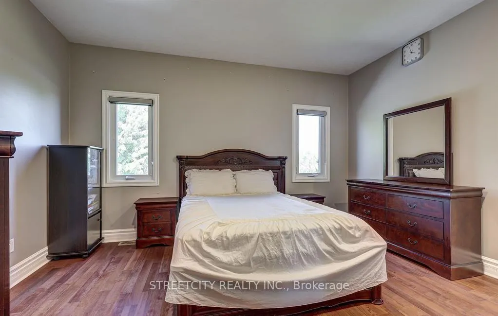 Photo 14 of 1 McGregor Court, St. Thomas — HOMEH