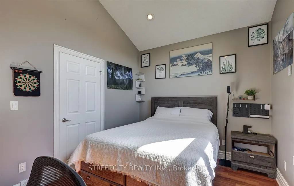 Photo 18 of 1 McGregor Court, St. Thomas — HOMEH