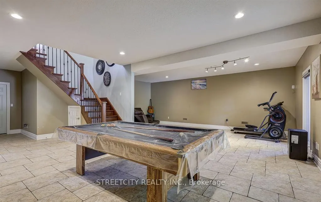Photo 27 of 1 McGregor Court, St. Thomas — HOMEH