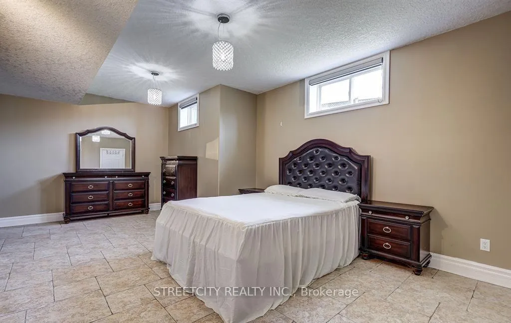 Photo 30 of 1 McGregor Court, St. Thomas — HOMEH