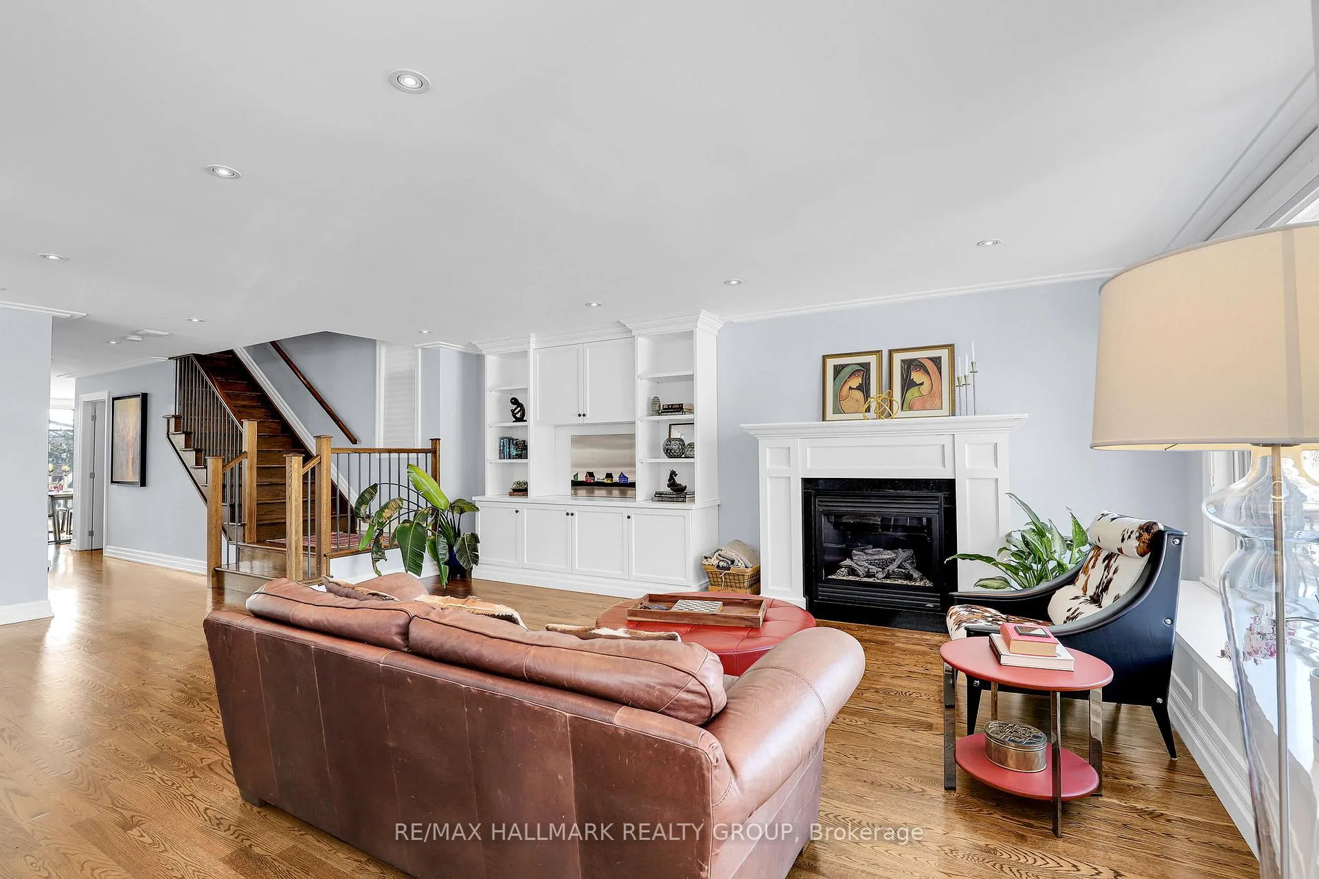 Photo 7 of 556 Edison Avenue, Ottawa, McKellar/Highland — HOMEH