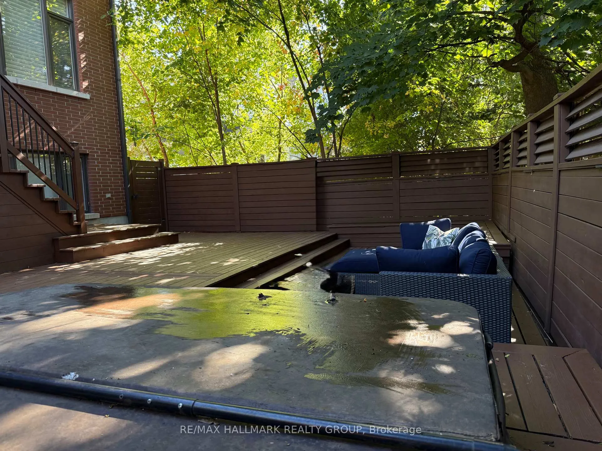 Photo 46 of 556 Edison Avenue, Ottawa, McKellar/Highland — HOMEH