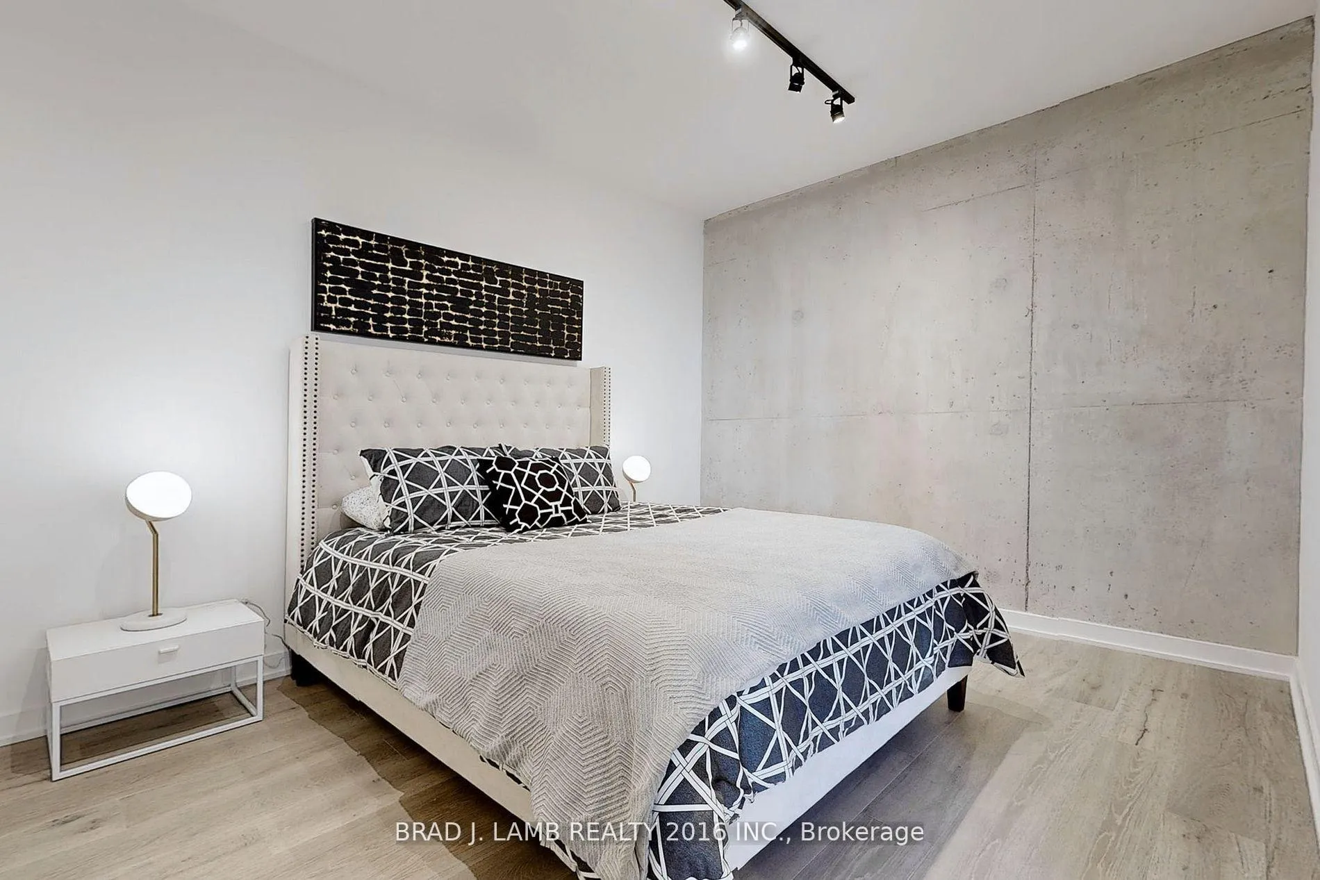 Photo 13 of Unit 621, 55 Ontario Street, Toronto, Moss Park — HOMEH
