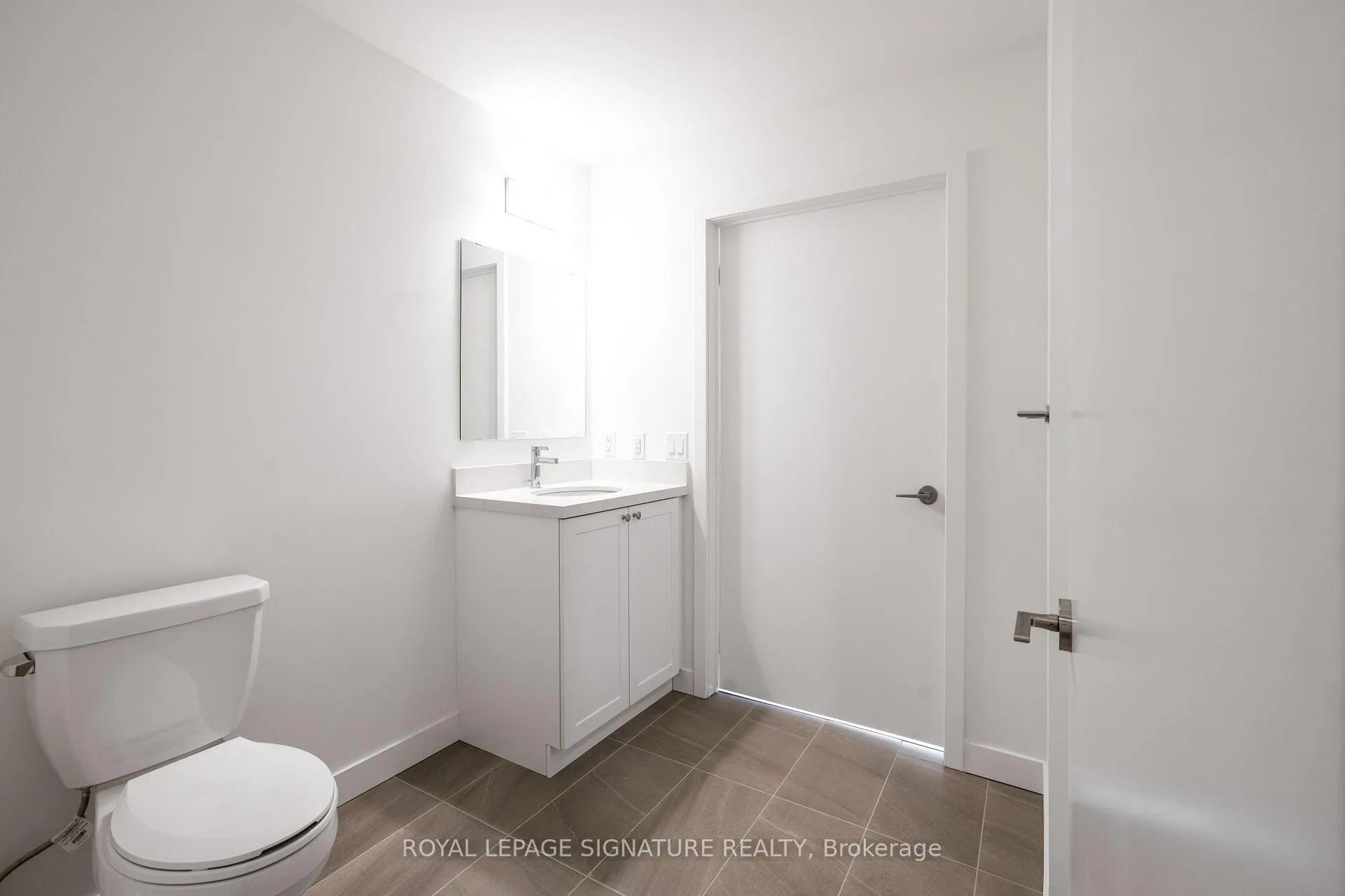 Photo 10 of Unit 108, 51 Clarington Boulevard, Clarington, Bowmanville — HOMEH