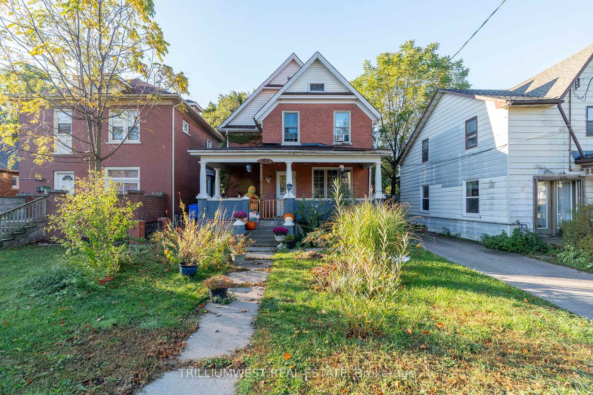 Photo 2 of Unit Upper, 63 Highland Road, Kitchener — HOMEH