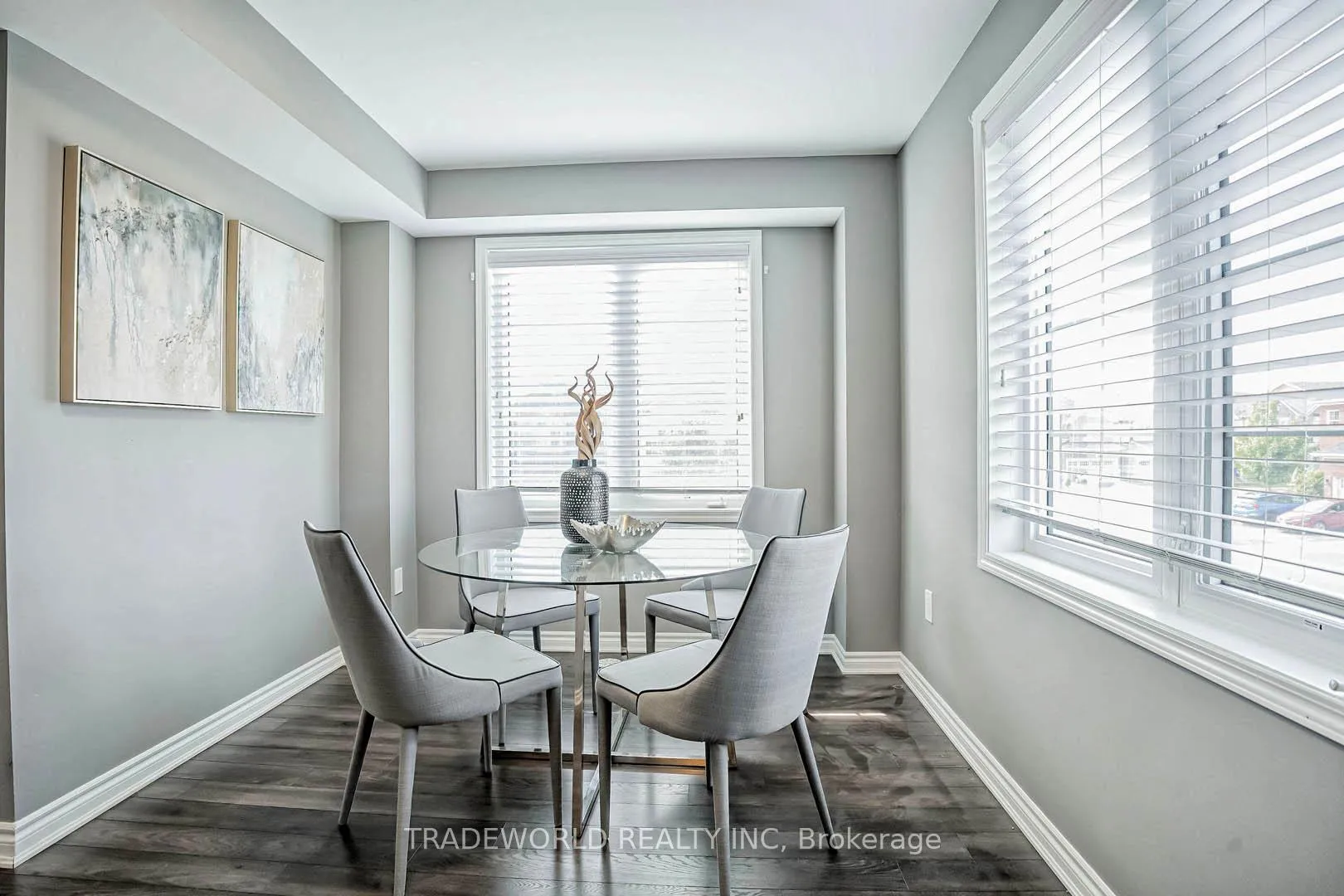 Photo 24 of 172 Thomas Phillips Drive, Aurora, Rural Aurora — HOMEH
