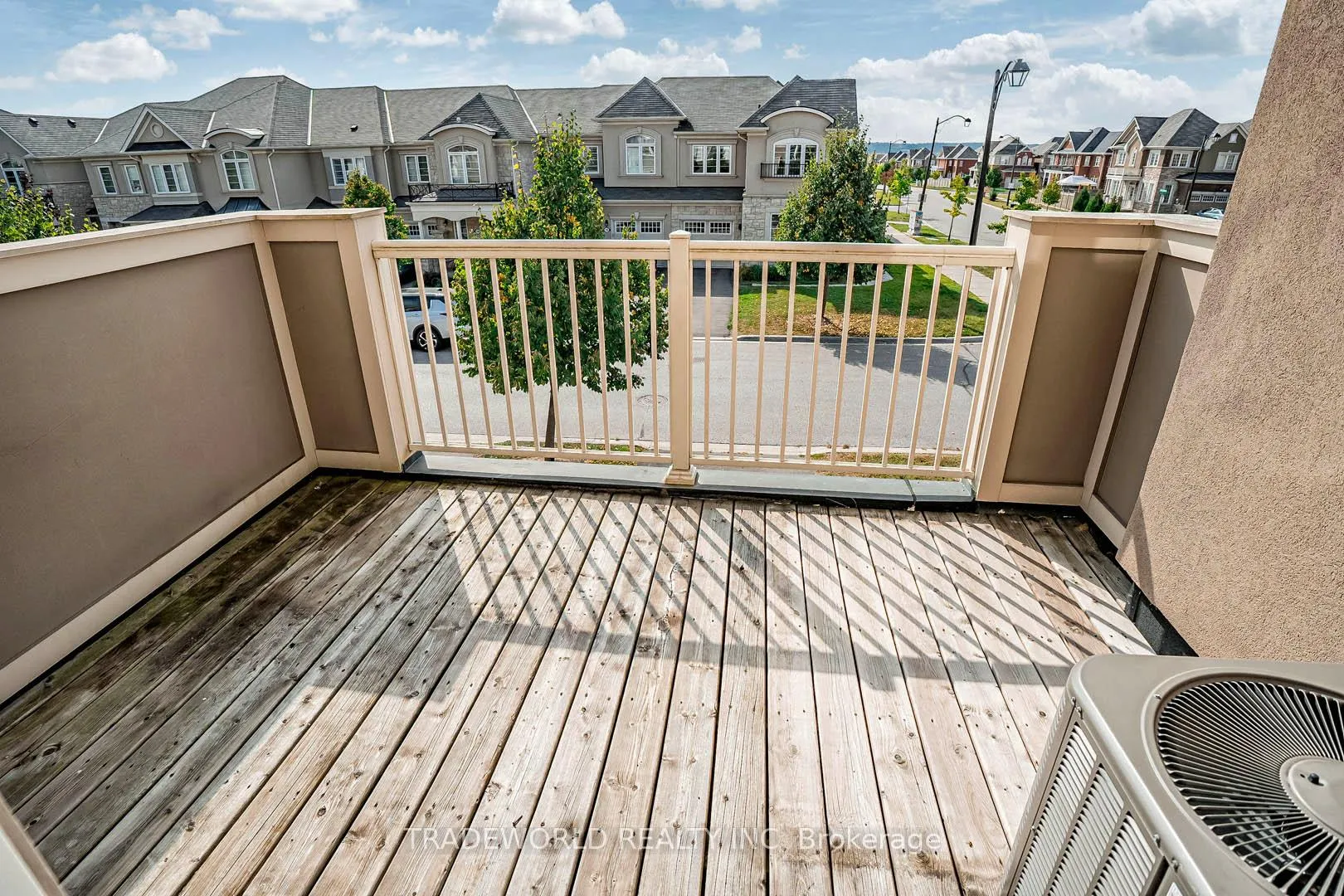Photo 27 of 172 Thomas Phillips Drive, Aurora, Rural Aurora — HOMEH