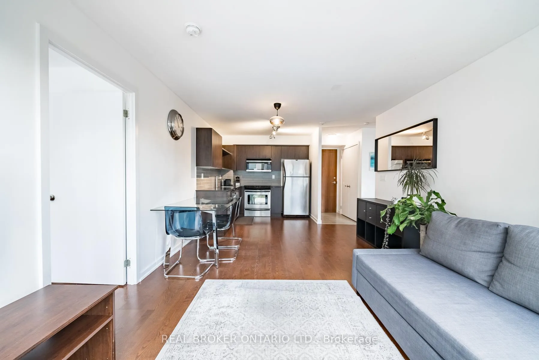 Photo 9 of Unit 308, 33 Lombard Street, Toronto, Church-Yonge Corridor — HOMEH