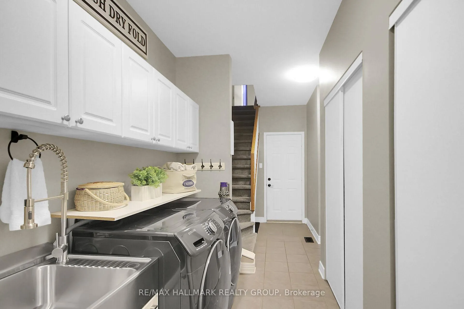 Photo 19 of 13 Beechgrove Gardens, Ottawa, Stittsville (South) — HOMEH