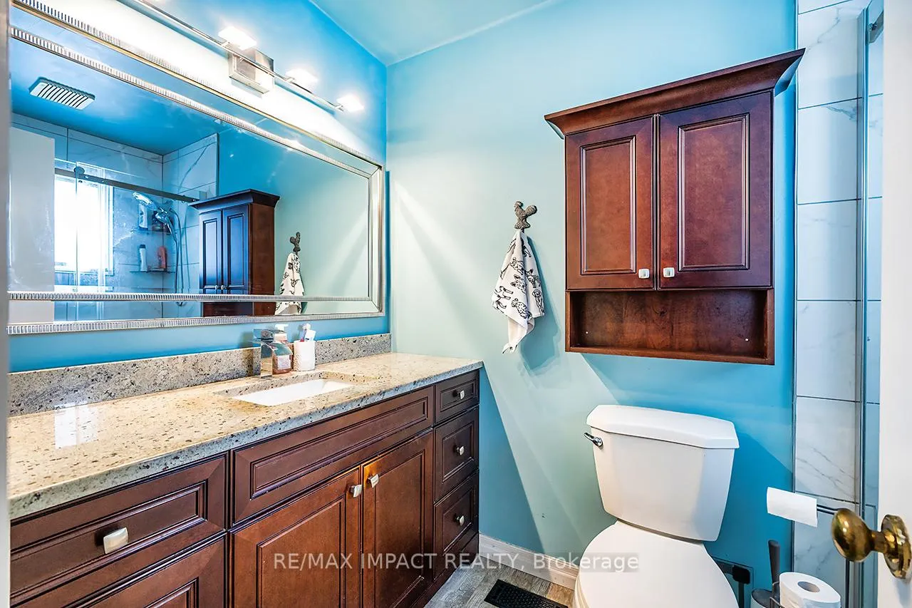 Photo 17 of 8 Brintnell Boulevard, Brighton — HOMEH