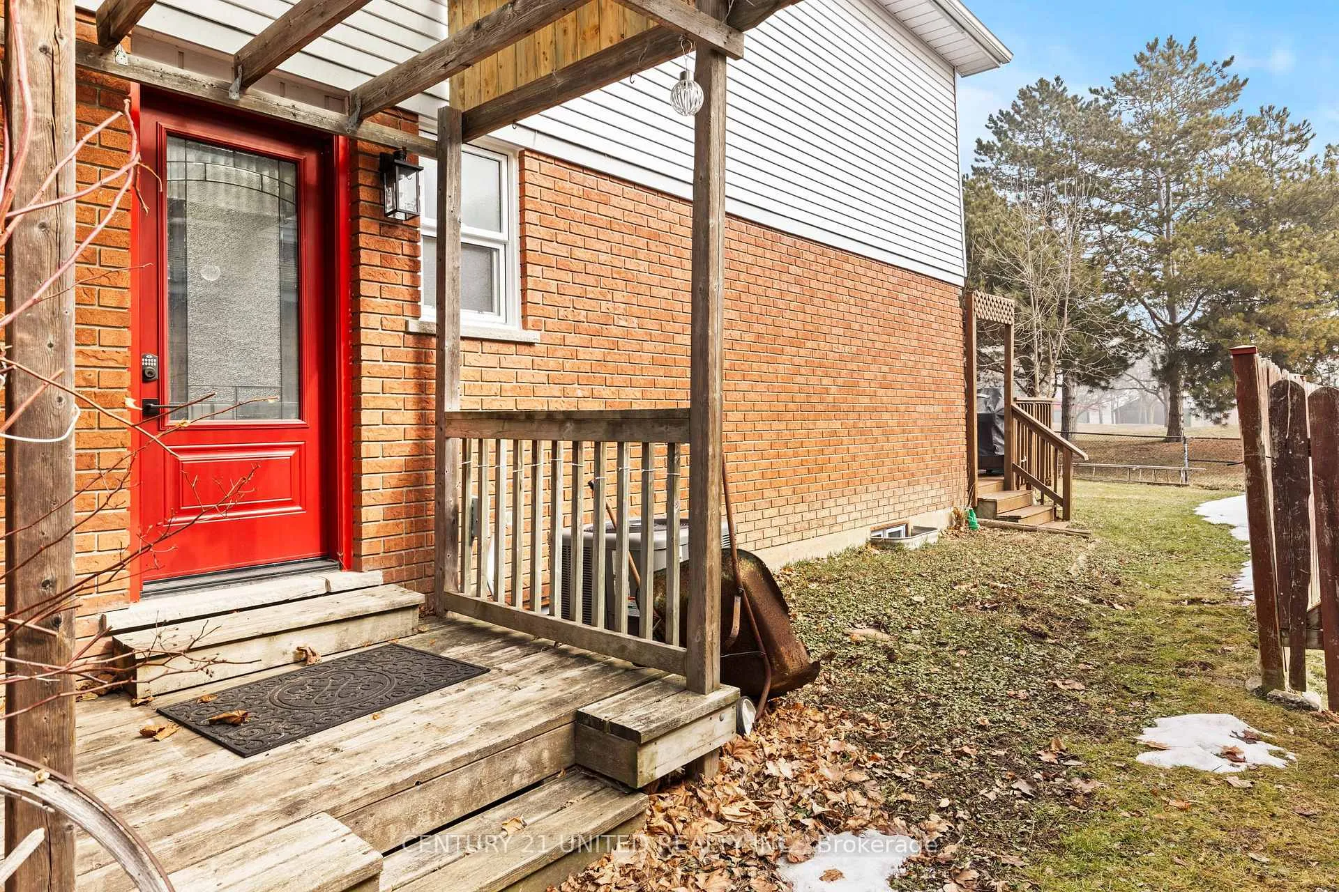 Photo 26 of 6 Elmvale Court, Haldimand — HOMEH