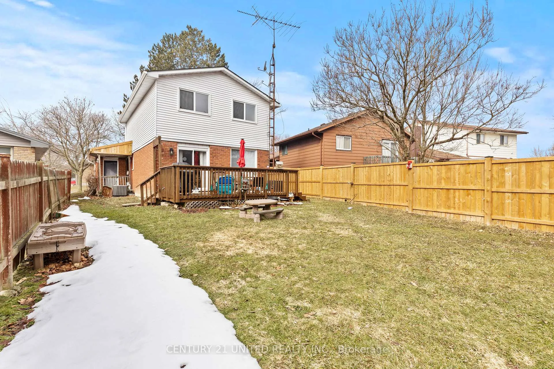 Photo 27 of 6 Elmvale Court, Haldimand — HOMEH